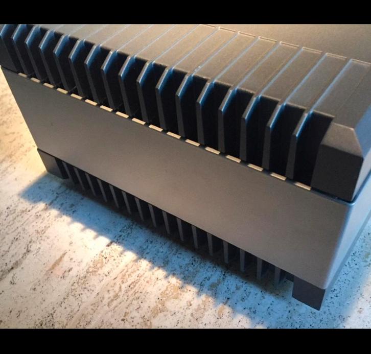 Quad 909 eindversterker. Geheel gereviseerd!!, Audio, Tv en Foto, Versterkers en Receivers, Zo goed als nieuw, Overige merken