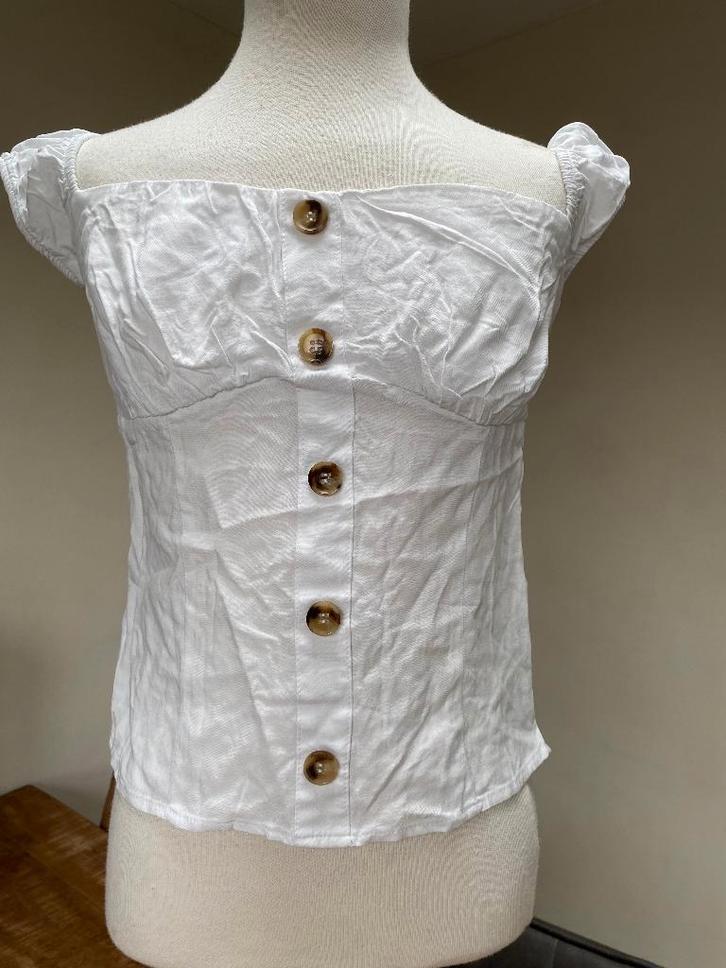 NA-KD off shoulder top wit NIEUW maat XS ZD, Kleding | Dames, Blouses en Tunieken, Nieuw, Maat 34 (XS) of kleiner, Wit, Ophalen of Verzenden