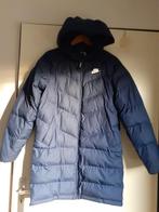 Nike Winterjas, Ophalen of Verzenden, Zo goed als nieuw, Jongen, Jas