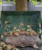Grote gietijzeren jardiniere, Ophalen, Zo goed als nieuw