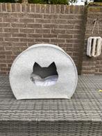 Schattige poezenmand met kussen, Dieren en Toebehoren, Kattenmanden, Ophalen of Verzenden, Gebruikt, Vilt