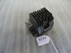 R1 2004 - 2006 Yamaha Spanningsregelaar D1-22461