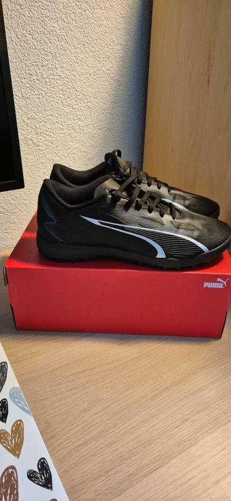 Puma Ultra Play TT Outdoor schoenen maat 40 ZGAN / Buitengym, Sport en Fitness, Overige Sport en Fitness, Zo goed als nieuw, Ophalen of Verzenden