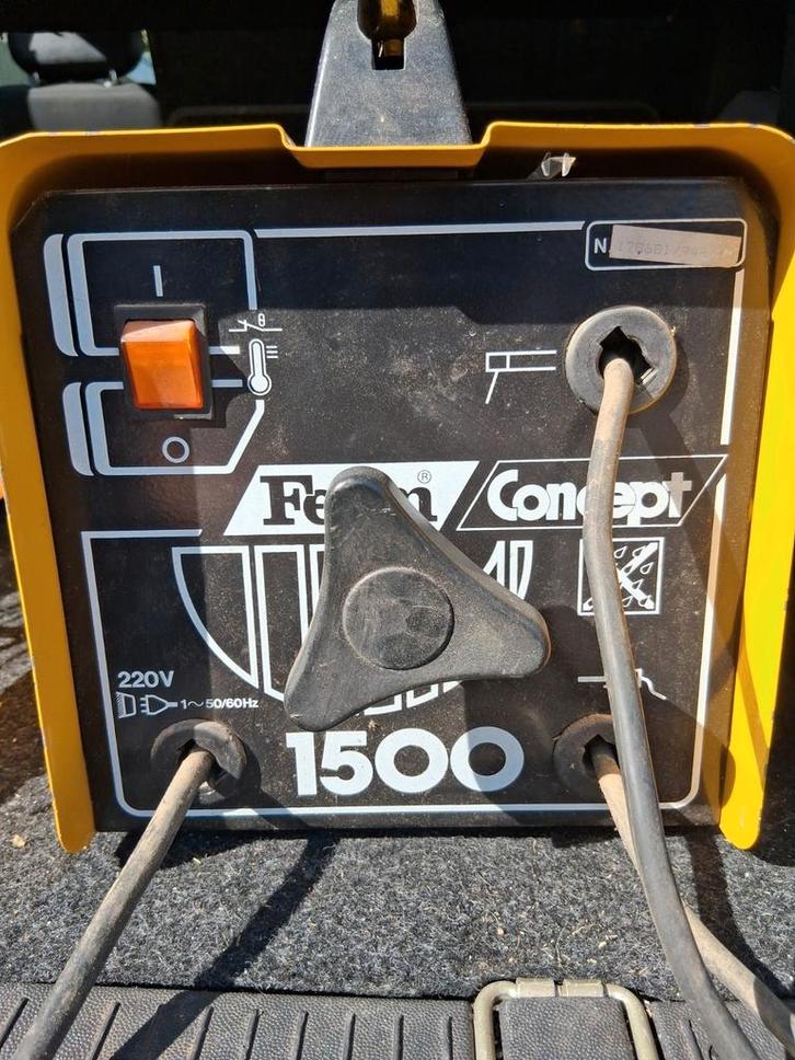 Ferm Concept 1500 lasapparaat met elektroden, Doe-het-zelf en Verbouw, Gereedschap | Lasapparaten, Gebruikt, Elektroden, Minder dan 150 ampère