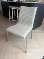 Eetkamerstoel beige leer (4 stoelen), Huis en Inrichting, Ophalen, Zo goed als nieuw, Overige kleuren, Vier