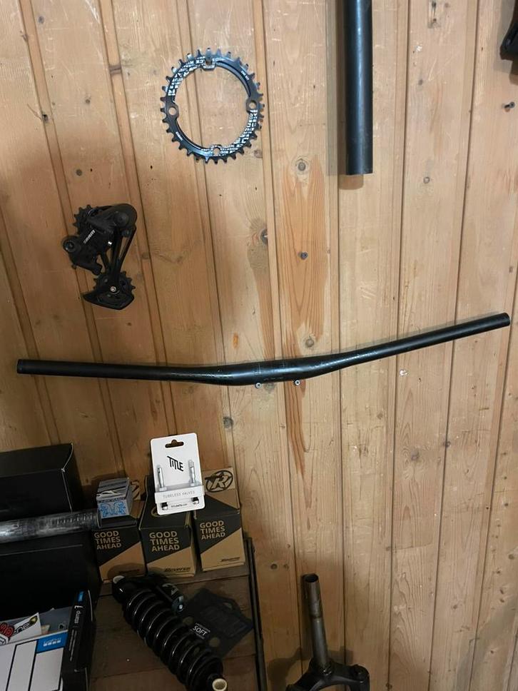 Mountainbike onderdelen, Fietsen en Brommers, Fietsonderdelen, Zo goed als nieuw, Mountainbike, Overige typen, Ophalen of Verzenden