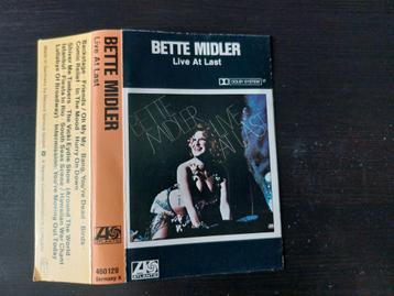BETTE MIDLER - LIVE AT LAST (2-MC) (2 CASSETTEBANDJES) beschikbaar voor biedingen