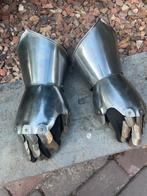 Twee ridder handschoenen metaal/leer, Verzamelen, Ophalen of Verzenden, Zo goed als nieuw
