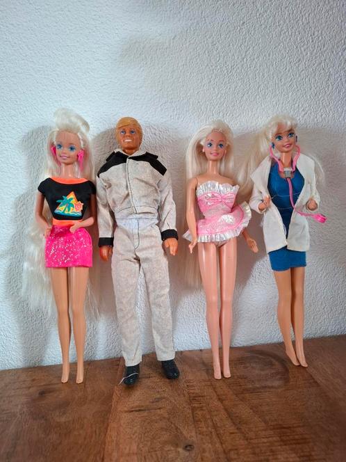 5 vintage Barbies ken 80s 90s, Kinderen en Baby's, Speelgoed | Poppen, Zo goed als nieuw, Barbie, Ophalen of Verzenden