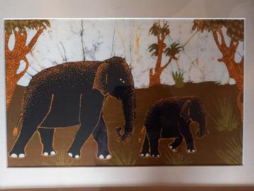 Batik doek met olifanten, ingelijst beschikbaar voor biedingen