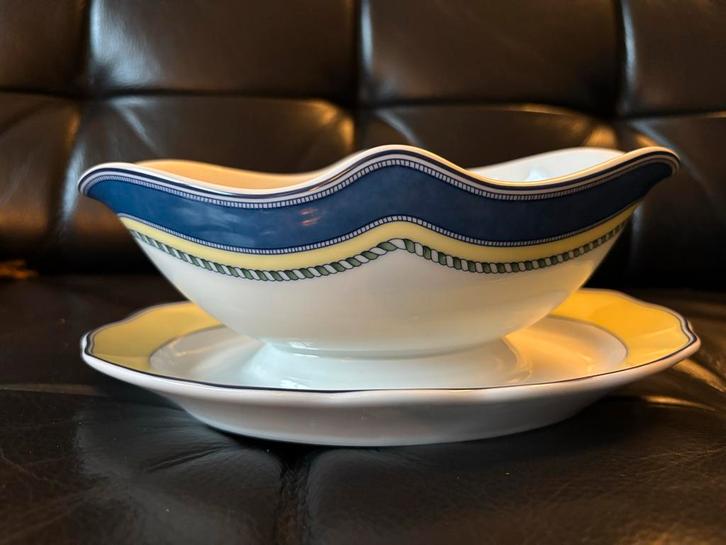 Hutschenreuther Medley Sauskom, Huis en Inrichting, Keuken | Servies, Zo goed als nieuw, Kom(men), Overige stijlen, Porselein