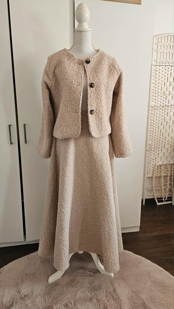Teddy Twinset - Universele Maat, Kleding | Dames, Jurken, Zo goed als nieuw, Maat 38/40 (M), Beige, Onder de knie, Ophalen of Verzenden