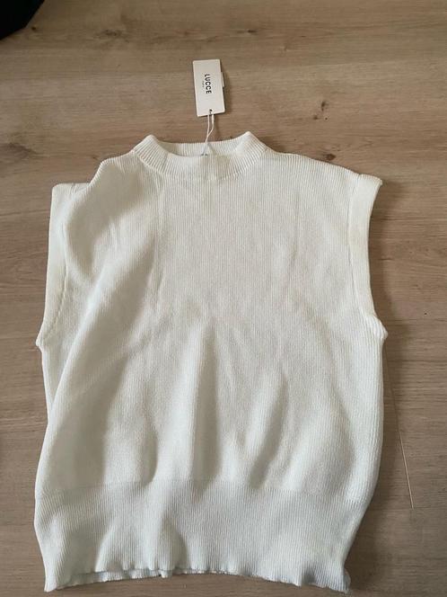Spencer en longsleeve (crème) wit. NIEUW, Kleding | Dames, Dames-kledingpakketten, Nieuw, Maat 36 (S), Ophalen of Verzenden