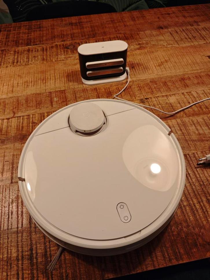 Xiaomi Mi Robotstofzuiger, Witgoed en Apparatuur, Stofzuigers, Gebruikt, Robotstofzuiger, Minder dan 1200 watt, Reservoir, Ophalen of Verzenden