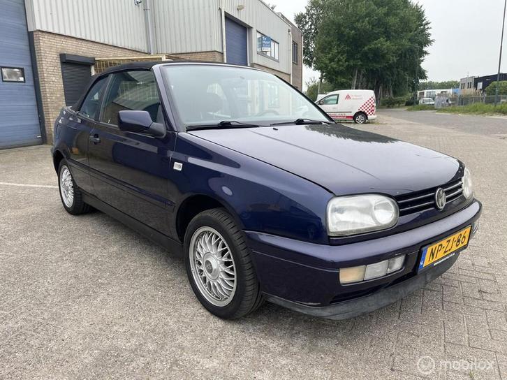 Volkswagen Golf Cabrio 1.8, Auto's, Volkswagen, Particulier, Te koop, Golf, Airbags, Alarm, Centrale vergrendeling, Elektrische ramen