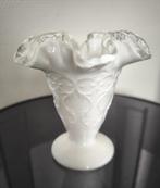 Vintage Melkglas Vaas Fenton USA, Ophalen of Verzenden