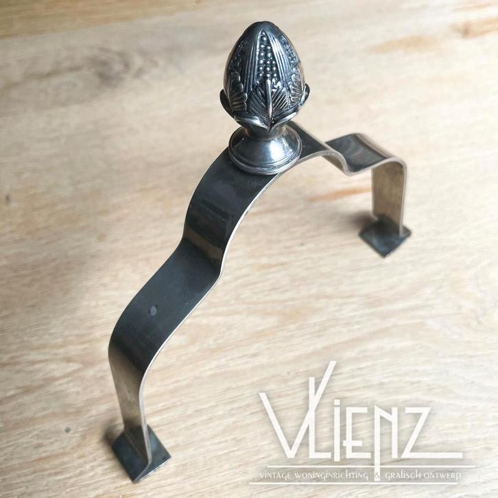 Vintage, brocante bordendrager, bordenklem met artisjok, Antiek en Kunst, Antiek | Keukenbenodigdheden, Ophalen of Verzenden