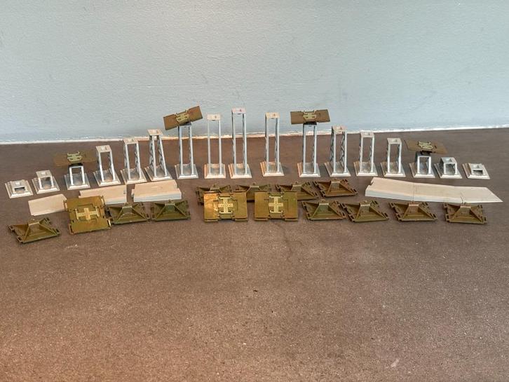 vintage Kibri brugpijlers serie 6700 voor de treinbaan H0, Hobby en Vrije tijd, Modeltreinen | H0, Zo goed als nieuw, Brug, Tunnel of Gebouw