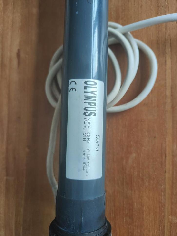 Zonwering Motor - Olympus 50/10, Doe-het-zelf en Verbouw, Rolluiken, Gebruikt, Minder dan 100 cm, Minder dan 100 cm, Grijs, Elektrische bediening