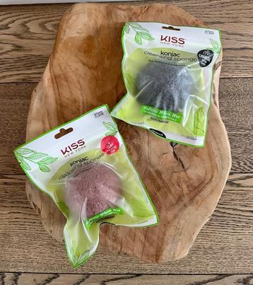 Nieuw! Kiss Konjac reiniging sponzen voor de huid 2x