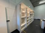 Grote Hoogglans Witte Kast met bureau/toonbank, Ophalen, Met plank(en), Kunststof, Zo goed als nieuw