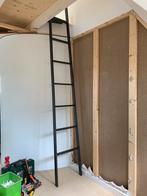 Stoere trap/ladder van zwart staal, Ophalen, 2 tot 4 meter