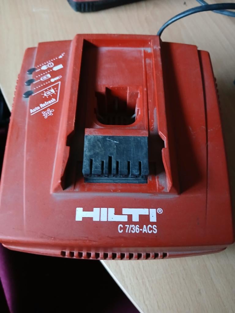Hilti Snellader C7/36, Doe-het-zelf en Verbouw, Gereedschap | Boormachines, Ophalen, Zo goed als nieuw, Boor- en/of Breekhamer