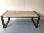 Eettafel met robuust stalen frame, steigerhout (TIP!), Overige materialen, Industrieel, staal,  steigerhout, eiken, Tafelblad