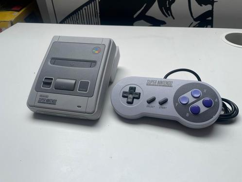 Super Nintendo Classic Mini, Spelcomputers en Games, Spelcomputers | Nintendo Super NES, Gebruikt, Met 1 controller, Met games