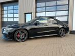 Mercedes-Benz CLA-klasse 180 AMG 136pk 2022 Zwart Pano Sfeer, Auto's, 65 €/maand, Zwart, 4 cilinders, Zwart