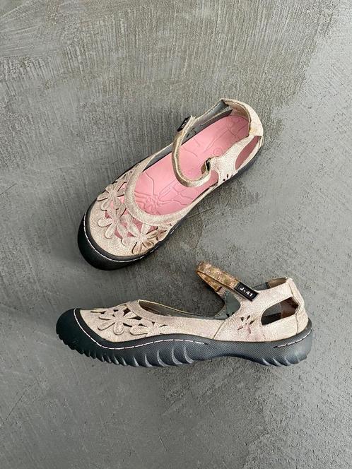 i280 Comfortabele schoenen maat 40 sandalen ballerina's, Kleding | Dames, Schoenen, Zo goed als nieuw, Sandalen of Muiltjes, Beige