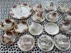 Royal Albert kopjes, schoteltjes en etagere, Ophalen