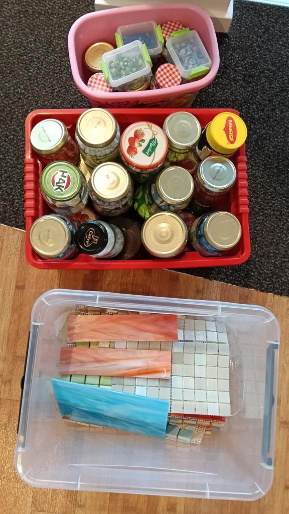 Mozaïek steentjes - Diverse kleuren en vormen, Hobby en Vrije tijd, Knutselen, Gebruikt, Materiaal, Ophalen of Verzenden