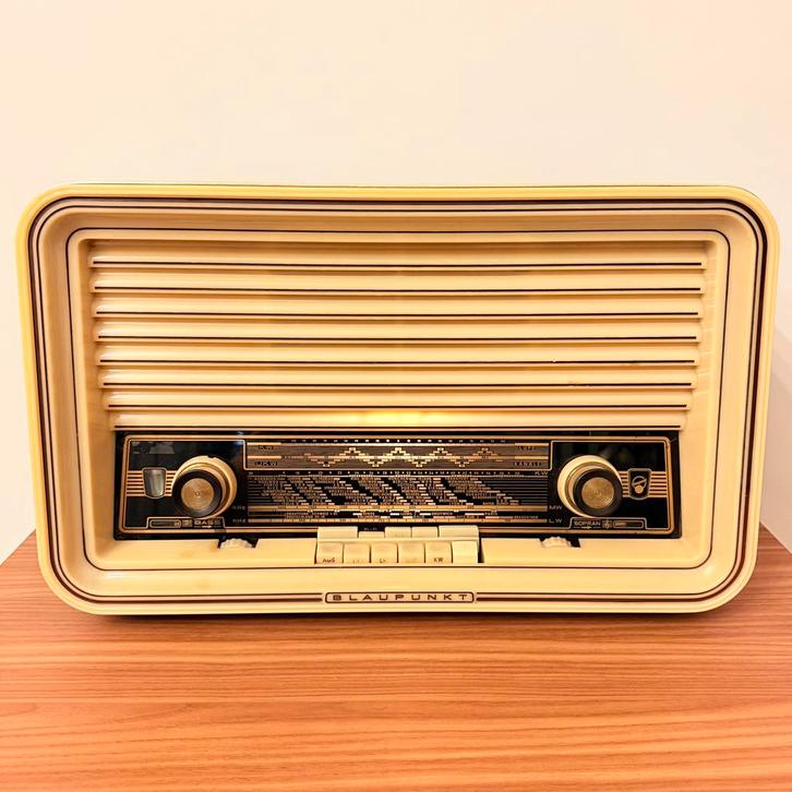 VINTAGE BUIZENRADIO BLAUPUNKT SULTAN 2420 FM 1957 ZELDZAAM, Antiek en Kunst, Antiek | Tv's en Audio, Verzenden