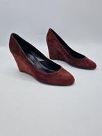 Kennel & Schmenger pumps met sleehak. Mt. 4,5. Wijnrood/suèd, Kleding | Dames, Schoenen, Pumps, Nijmegen, Verhip-vintage.nl, Ophalen of Verzenden