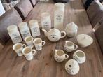 Claire Wilson servies – crème kleurig – verschillende items, Huis en Inrichting, Keuken | Servies, Overige materialen, Gebruikt