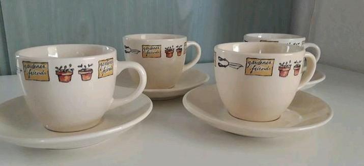 Jet Ter Steege Gardener Friends, 4 Kop en Schotels (4), Huis en Inrichting, Keuken | Servies, Zo goed als nieuw, Kop(pen) en/of Schotel(s)