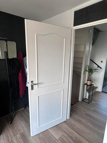 3 binnen deuren te koop  beschikbaar voor biedingen