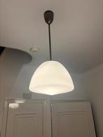 Set van 2Hanglampen in Gispen stijl diameter 30 cm., Huis en Inrichting, Lampen | Hanglampen, Ophalen, Gebruikt, Glas, 50 tot 75 cm