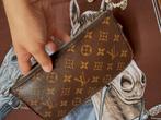 Louis Vuitton, Ophalen of Verzenden, Zo goed als nieuw, Bruin, Schoudertasje