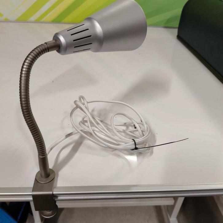 Bureau lamp met klem  Ikea, Diversen, Bureau-accessoires, Gebruikt, Ophalen of Verzenden