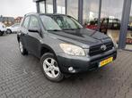 Toyota RAV4 2.0 VVTi Executive cruise trekhaak, Auto's, Toyota, 1440 kg, Te koop, Zilver of Grijs, Emergency brake assist