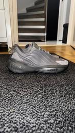 Adidas OZWEEGO adiPRENE+ Grey — Futuristic Style, Ophalen, Zo goed als nieuw, Hardloopschoenen, Adidas
