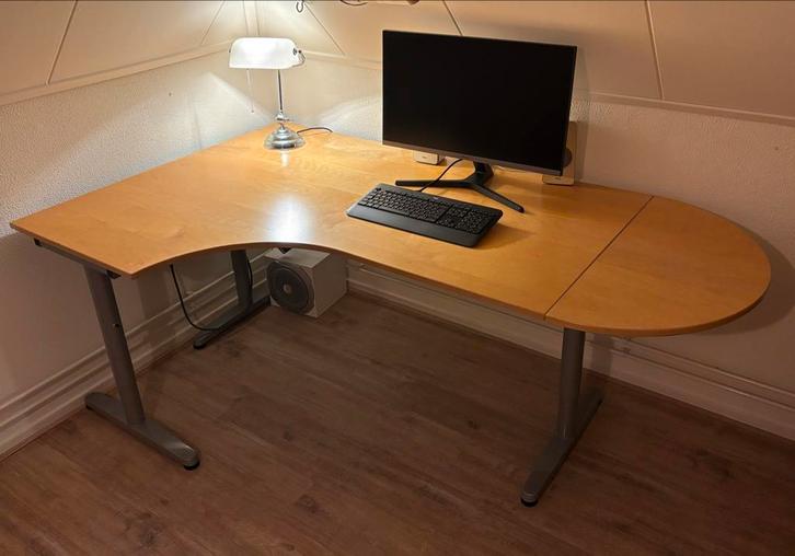 Ikea Galant Bureau - met echt houten fineer, Huis en Inrichting, Bureaus, Gebruikt, Bureau, In hoogte verstelbaar, Ophalen