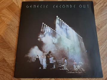 2 LP - Genesis – Seconds Out beschikbaar voor biedingen