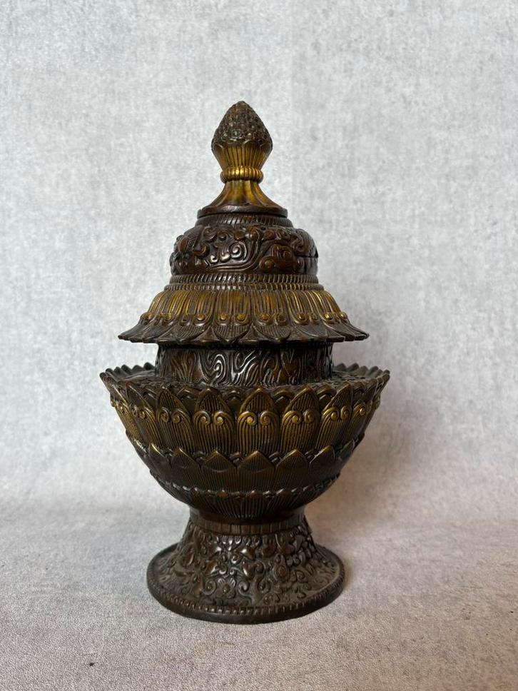 Offer kan Tibet brons 29.5 cm / 2.7 kg, Antiek en Kunst, Kunst | Niet-Westerse kunst, Ophalen of Verzenden