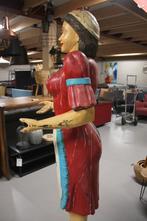 Uniek oud houten beeld van een serveerster horeca restaurant, Verzamelen, Beelden en Beeldjes, Ophalen, Gebruikt, Mens