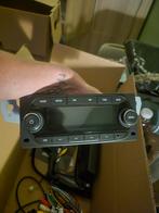 Opel Karl autoradio incl frame, Auto diversen, Autoradio's, Ophalen of Verzenden, Zo goed als nieuw