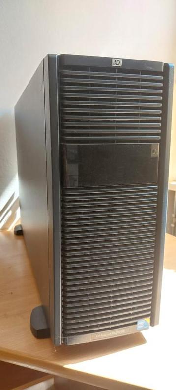 HP ProLiant ML370 G6 Workstation met 2 Raid Controllers beschikbaar voor biedingen