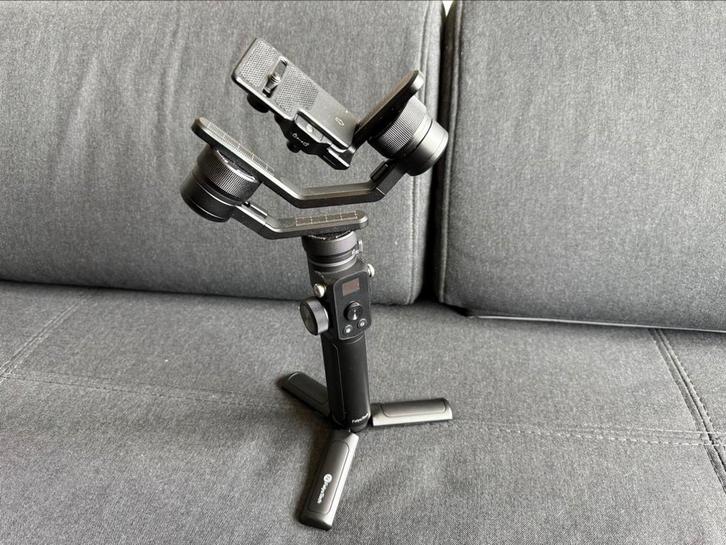 Gimbal voor camera en/of smartphone: FeiyuTech G6 Max, Audio, Tv en Foto, Professionele Audio-, Tv- en Video-apparatuur, Zo goed als nieuw